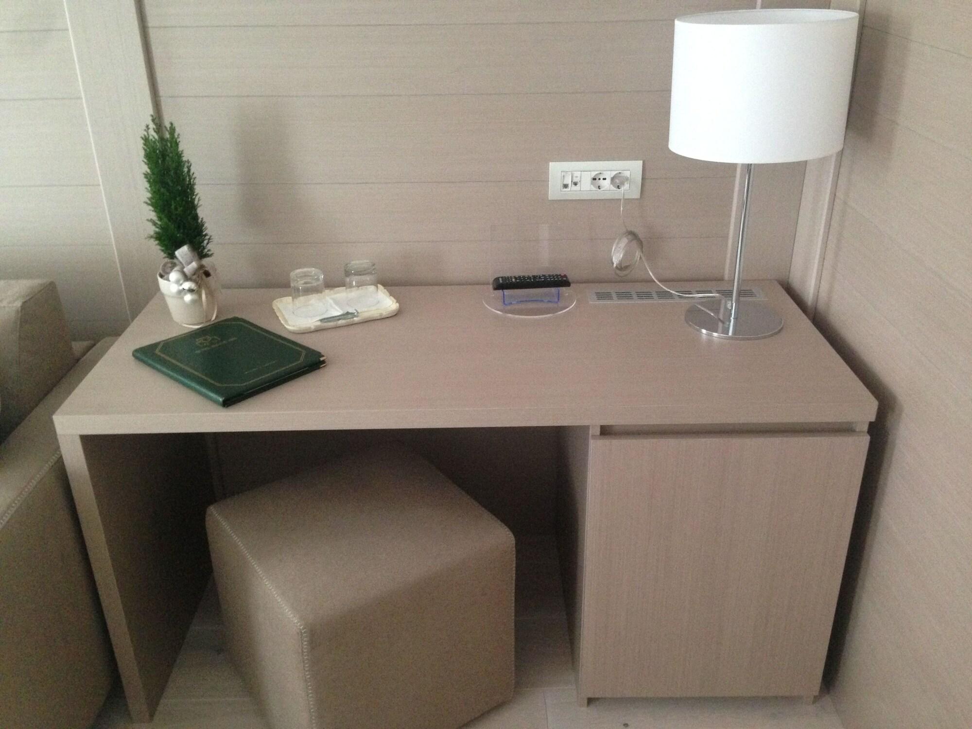 Hotel Miramonti มาดอนนาดีกัมปิโญ ภายนอก รูปภาพ