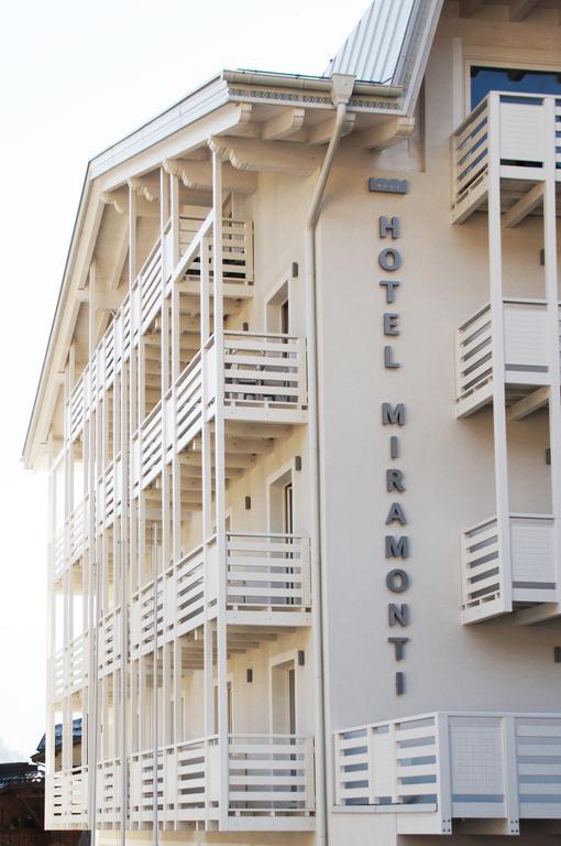 Hotel Miramonti มาดอนนาดีกัมปิโญ ภายนอก รูปภาพ